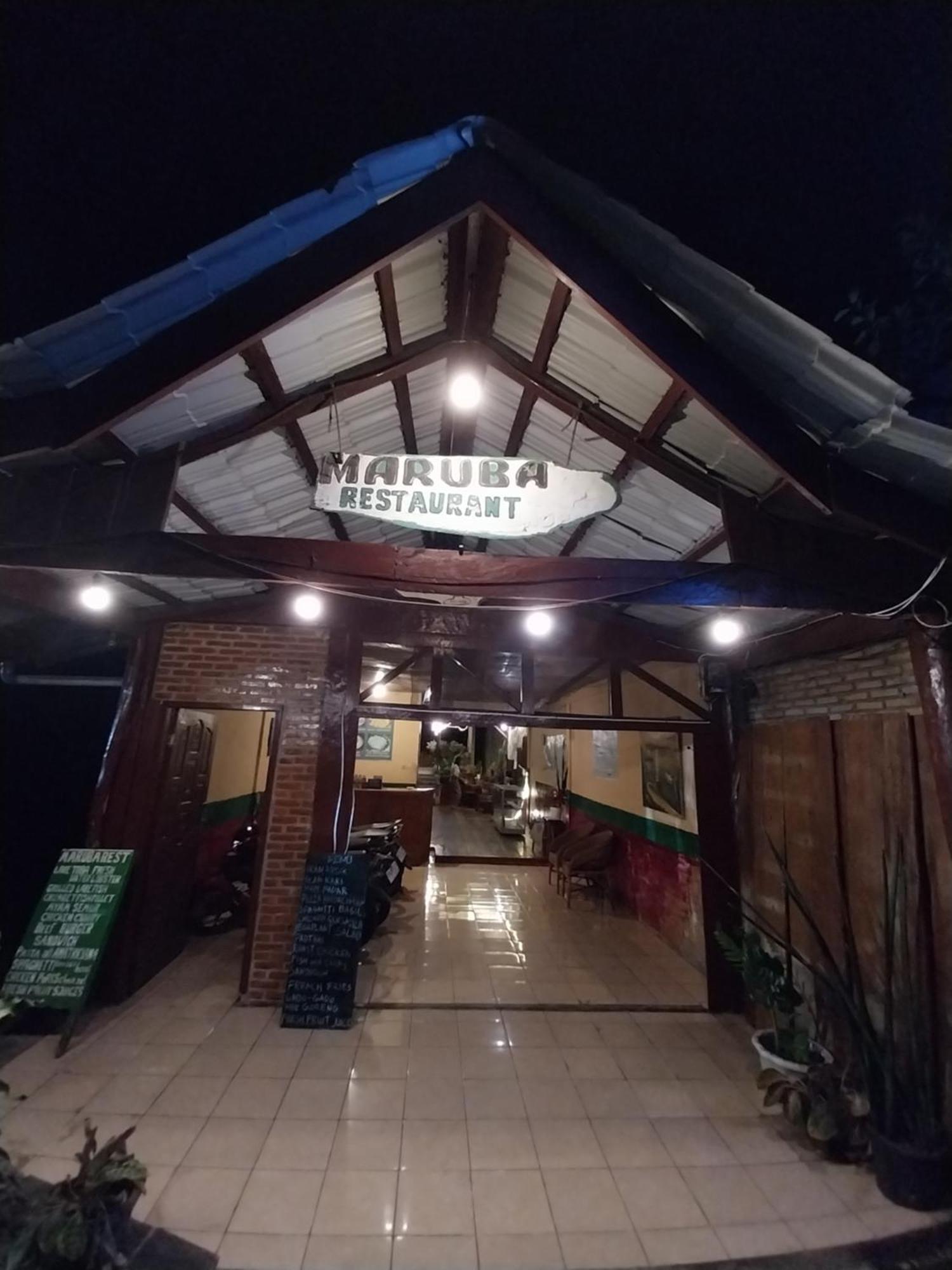 Maruba Inn Tuk Tuk Ngoại thất bức ảnh